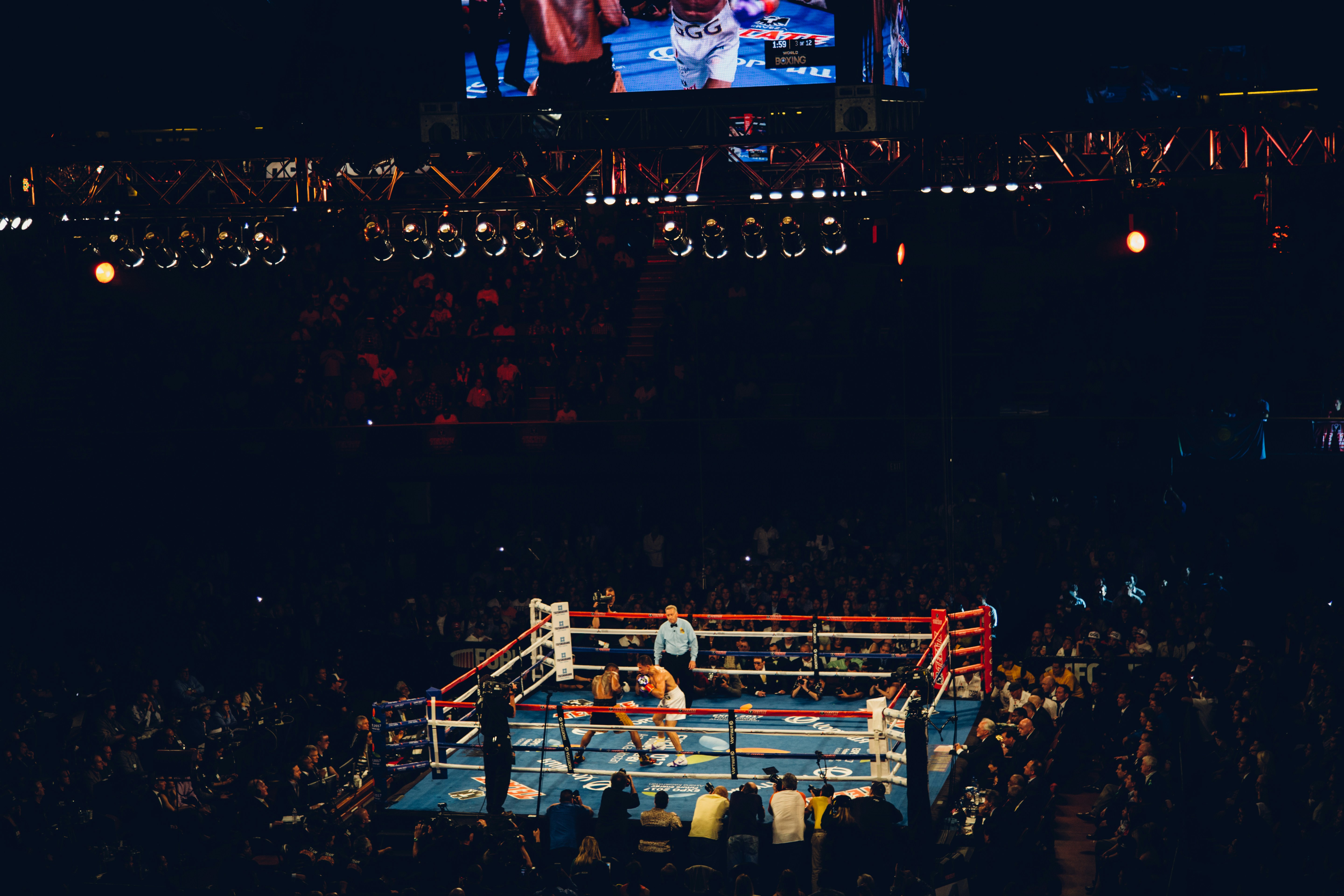 Ringside · World Title Fight
